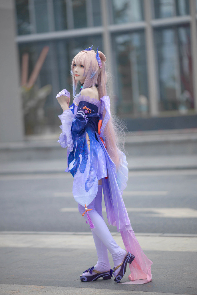 一年一度!水上二次元派对