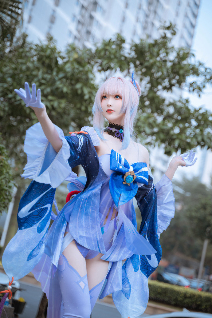 一年一度!水上二次元派对