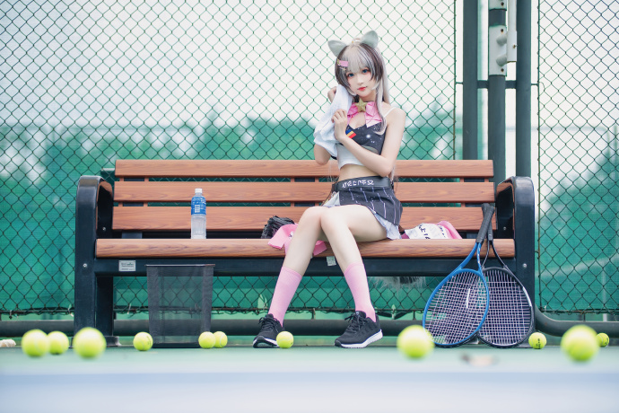 特莉丝 燃情赛道