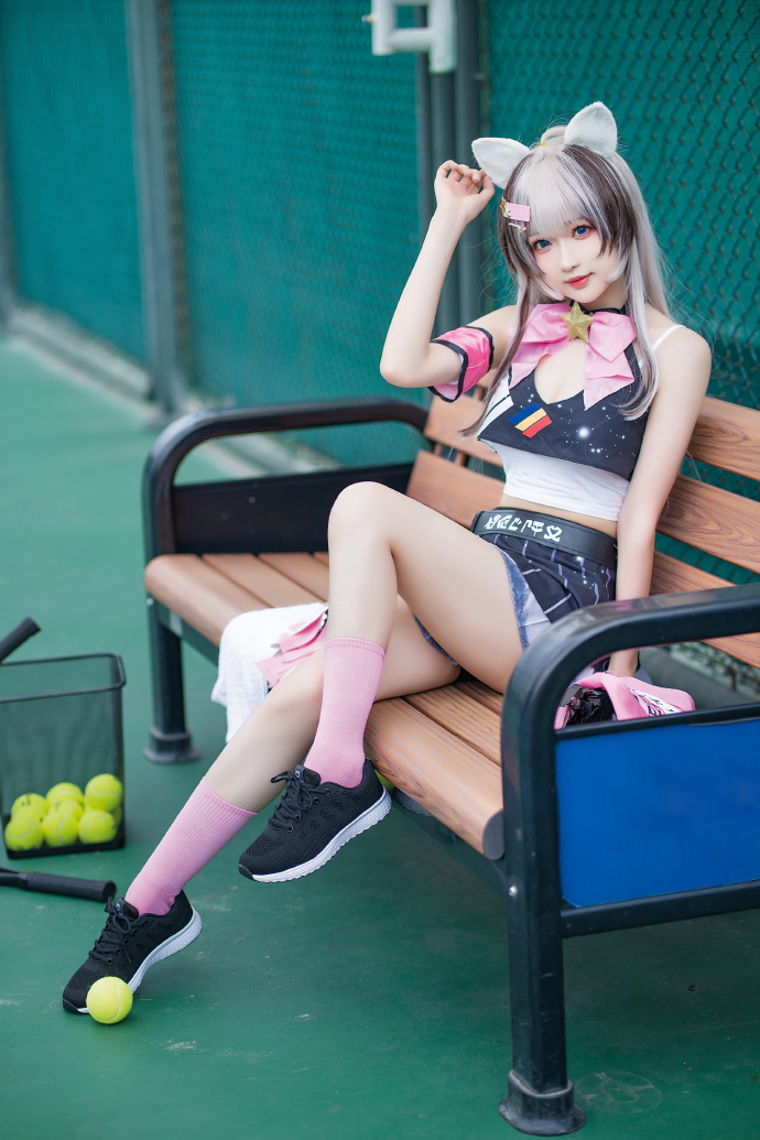 特莉丝 燃情赛道