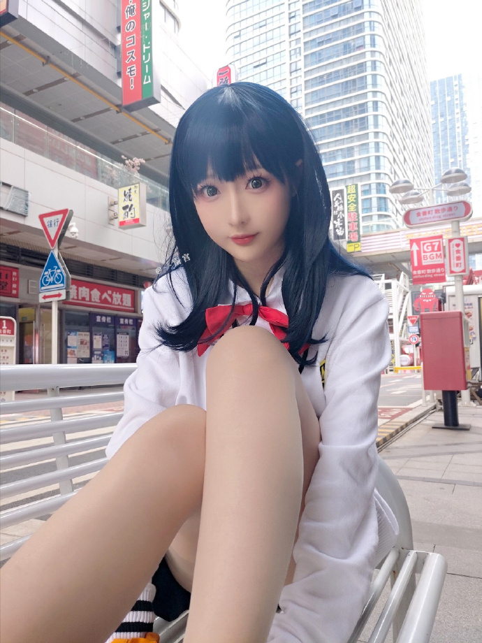 那个,我是宝多六花。