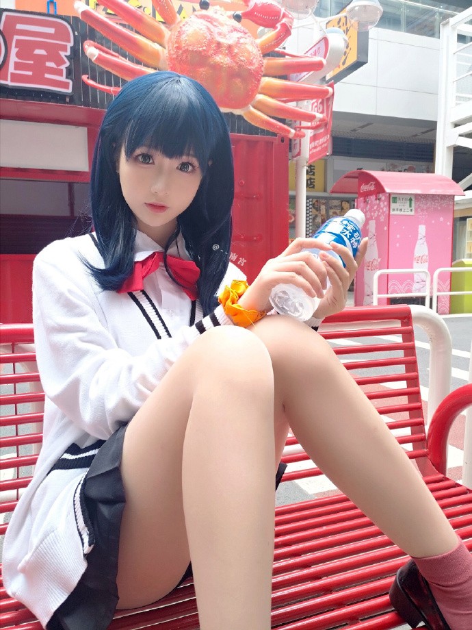 那个,我是宝多六花。