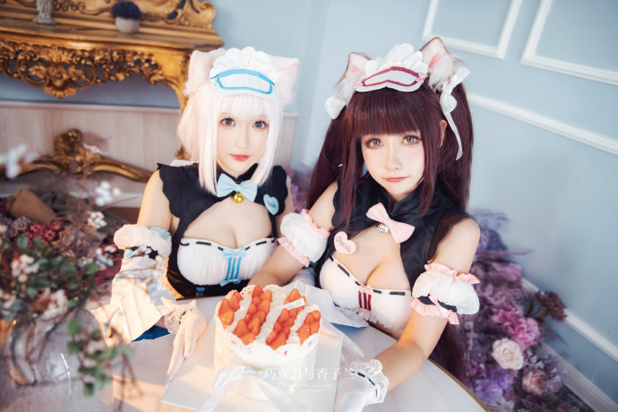 讨厌,巧克力,这样会痒啦……!