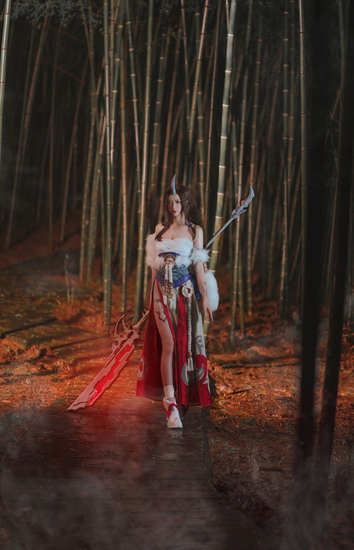 没错，你们想找的人是我。