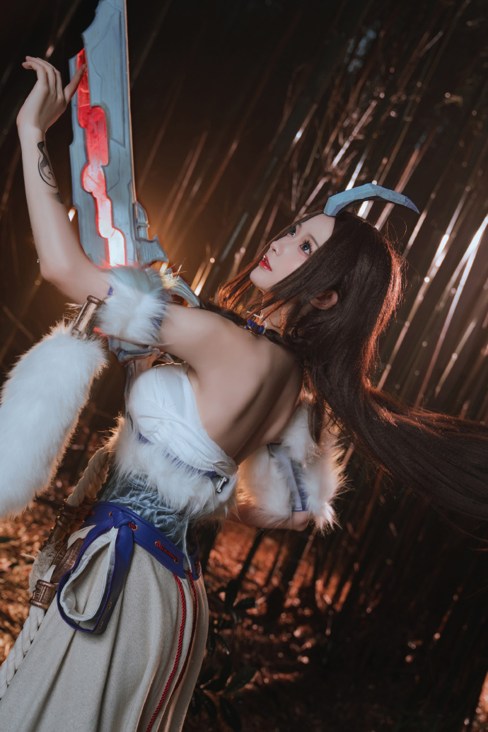 没错，你们想找的人是我。