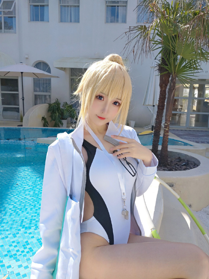 夏天！泳装万岁！！！